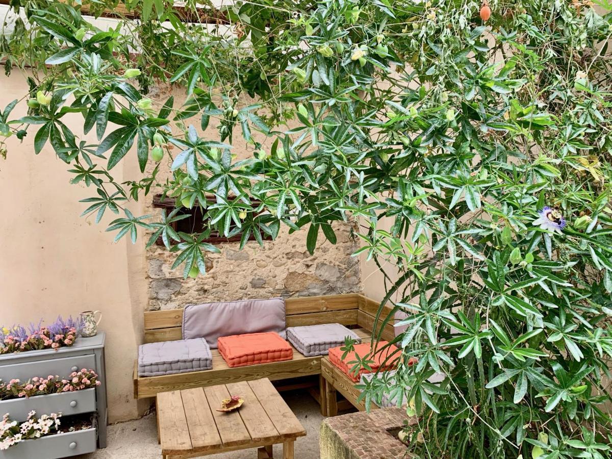 La Terrasse De *